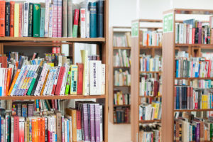 図書館-小学生に読書習慣をつけるコツ